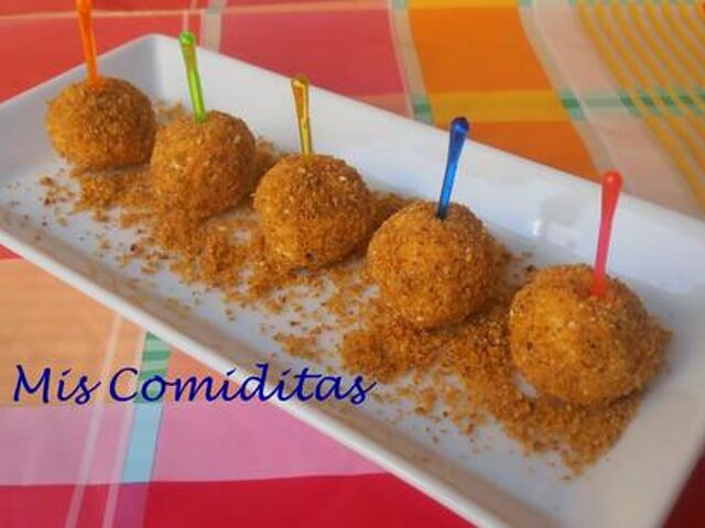 Bocado de queso rallado