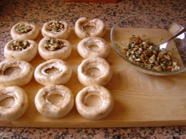 Champiñones rellenos