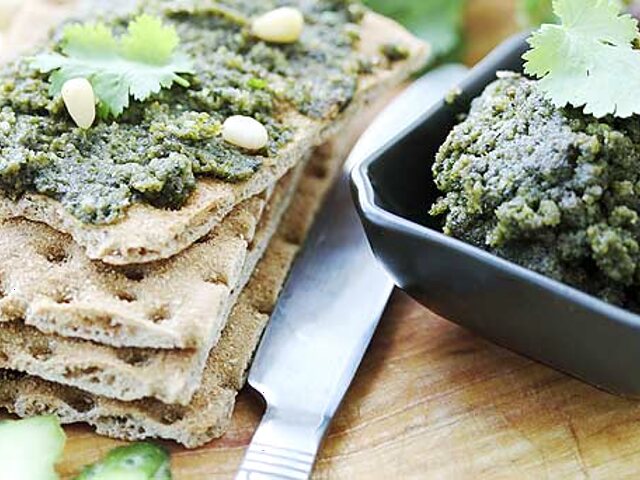 Dip de cilantro y chile jalapeño